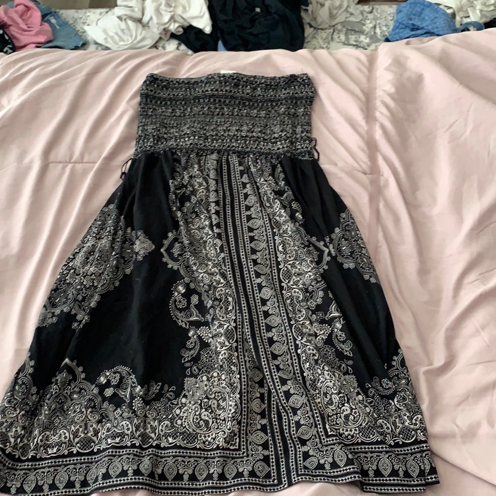 Almost famous small geometric patterns paisley